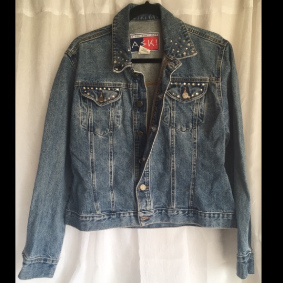 Vintage 80s rhinestone accented jean jacket size M - Picture 2 of 5